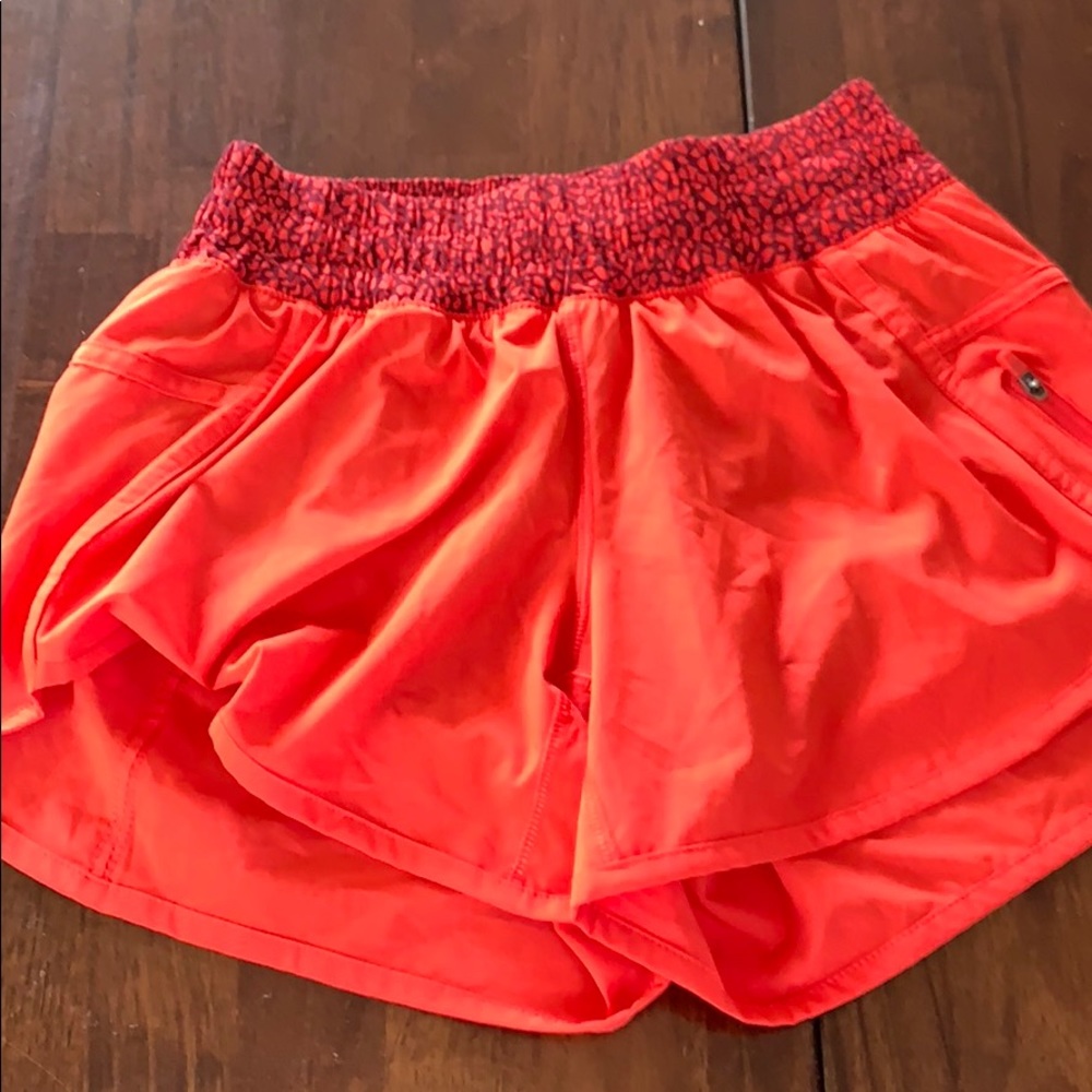 Luluemon Tracker shorts